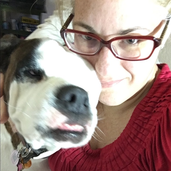 Meet your Posher, Deanna - Picture 3 of 3